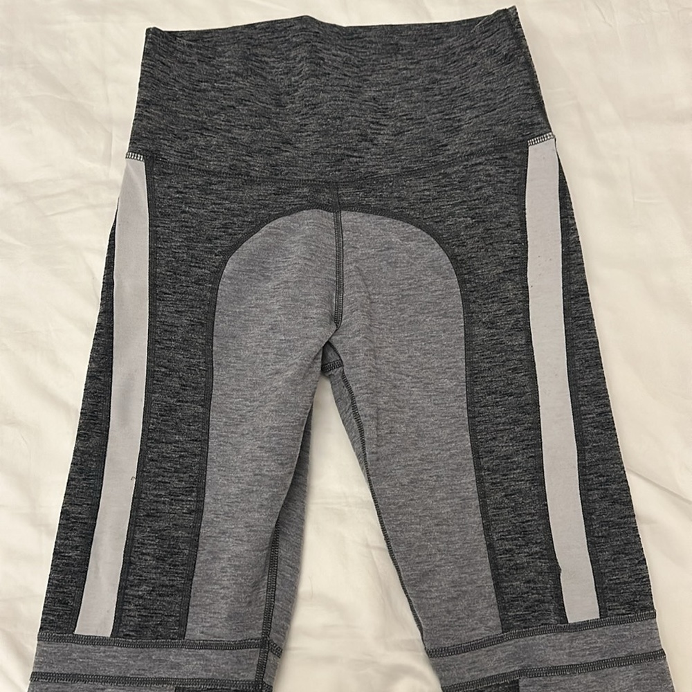 TNA HIGH RISE LEGGINGS - Picture 4 of 7